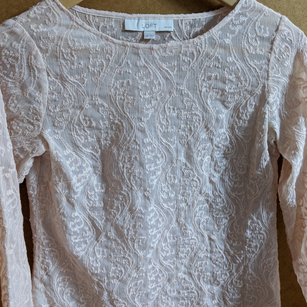 Soft pink floral embroidery top